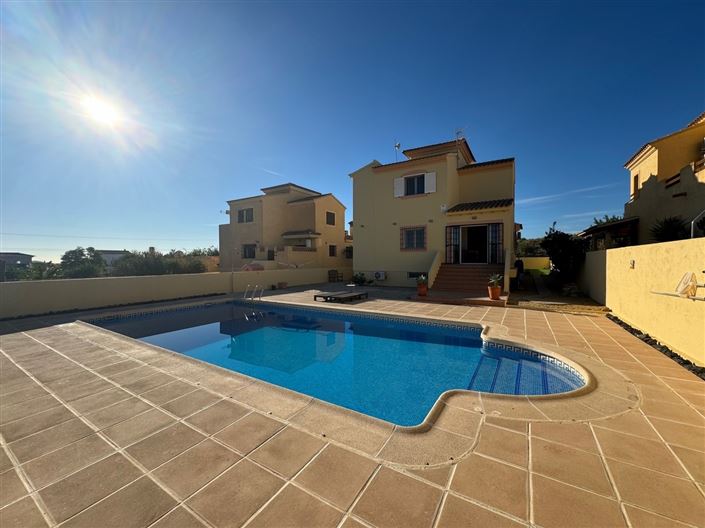 Image No.25-5 Bed Villa for sale