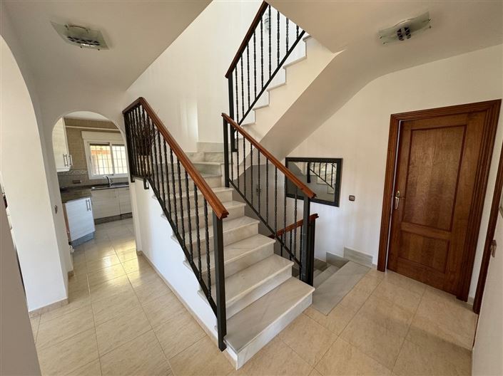 Image No.7-5 Bed Villa for sale