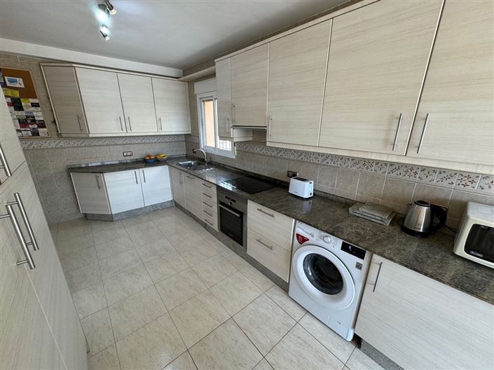 Image No.8-5 Bed Villa for sale