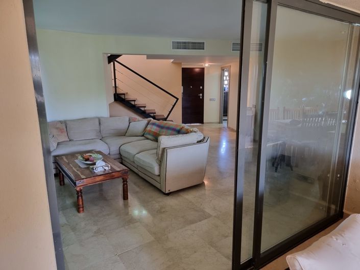 Image No.12-3 Bed Property for sale