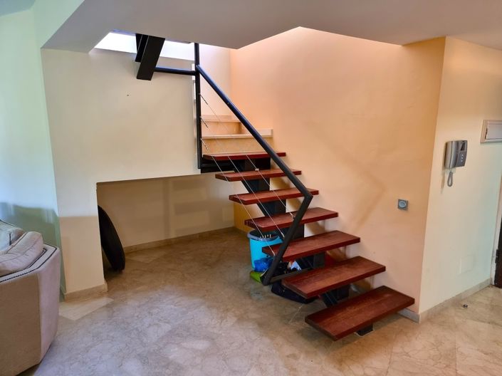 Image No.16-3 Bed Property for sale