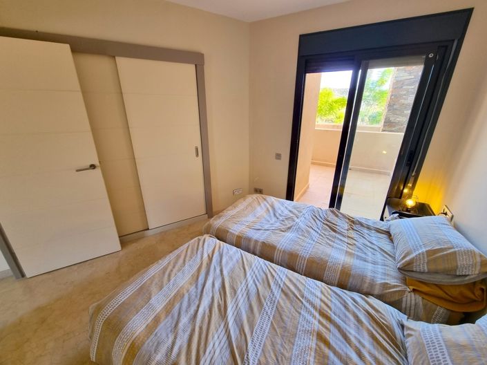 Image No.22-3 Bed Property for sale