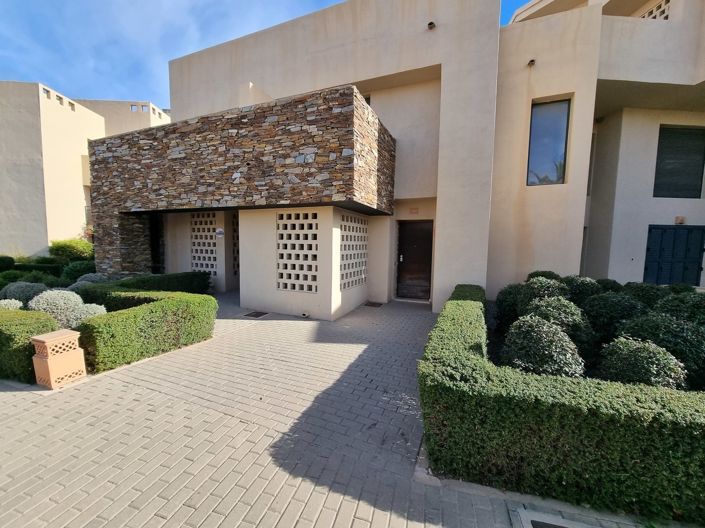 Image No.31-3 Bed Property for sale