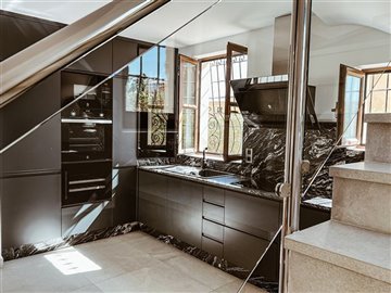 20030-villa-for-sale-in-desert-springs-611305