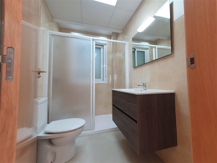 Image No.20-5 Bed Villa for sale