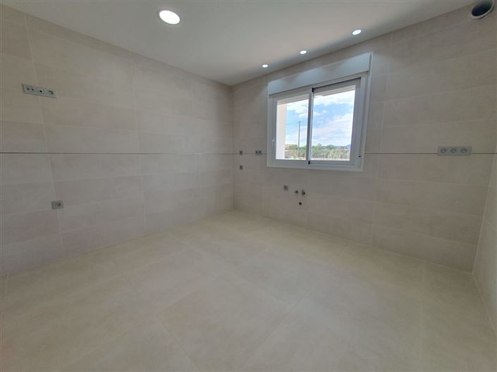 Image No.29-5 Bed Villa for sale