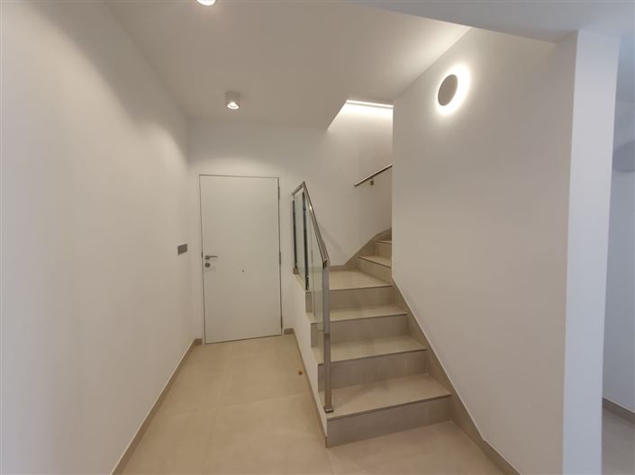 Image No.10-5 Bed Villa for sale