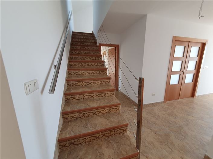 Image No.12-Villa de 5 chambres à vendre à Puerto Lumbreras