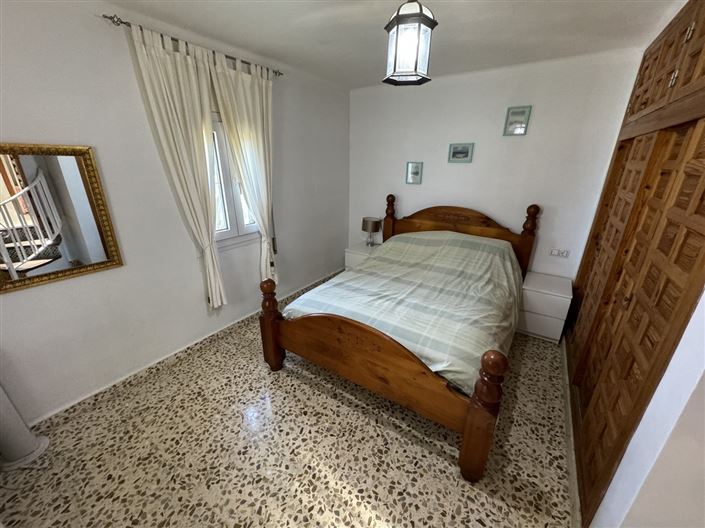 Image No.13-10 Bed Villa for sale