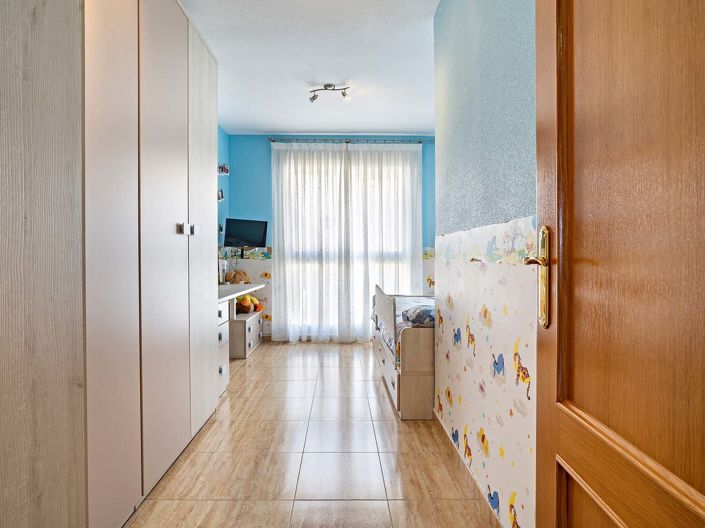 Image No.19-4 Bed Property for sale