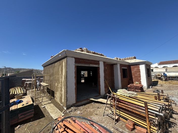 Image No.5-3 Bed Villa for sale