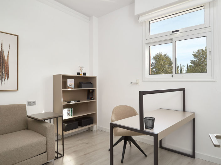 Image No.20-3 Bed Apartment for sale