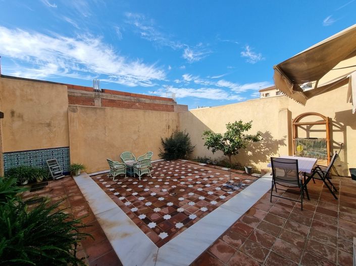 Image No.12-5 Bed Villa for sale