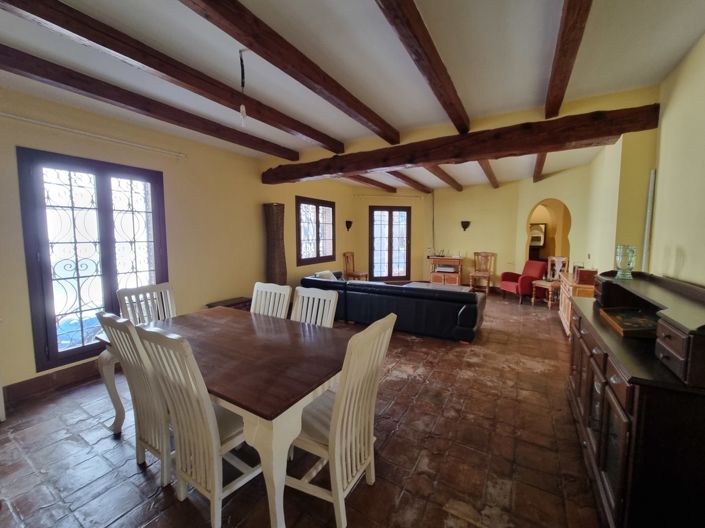 Image No.8-5 Bed Villa for sale