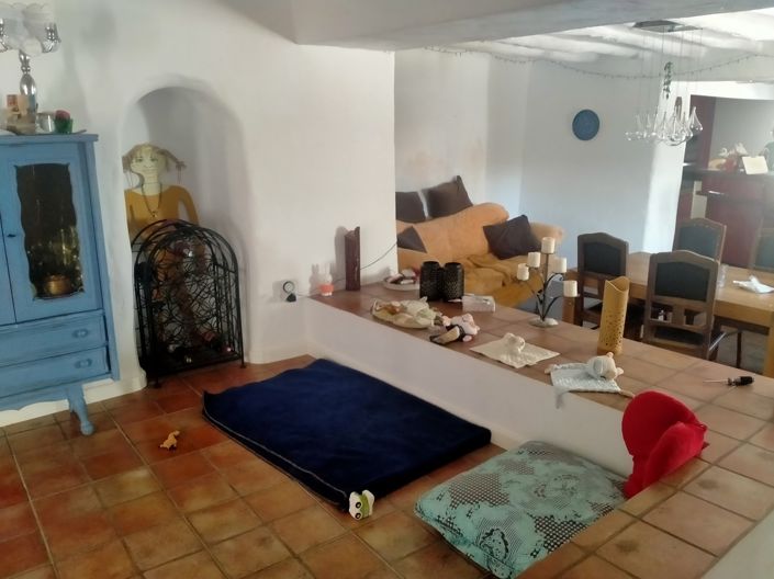 Image No.4-7 Bed Property for sale