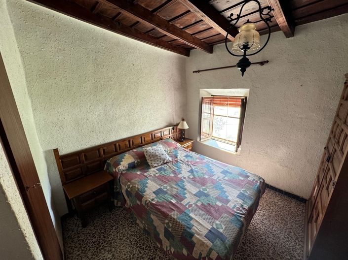 Image No.11-3 Bed Village House for sale