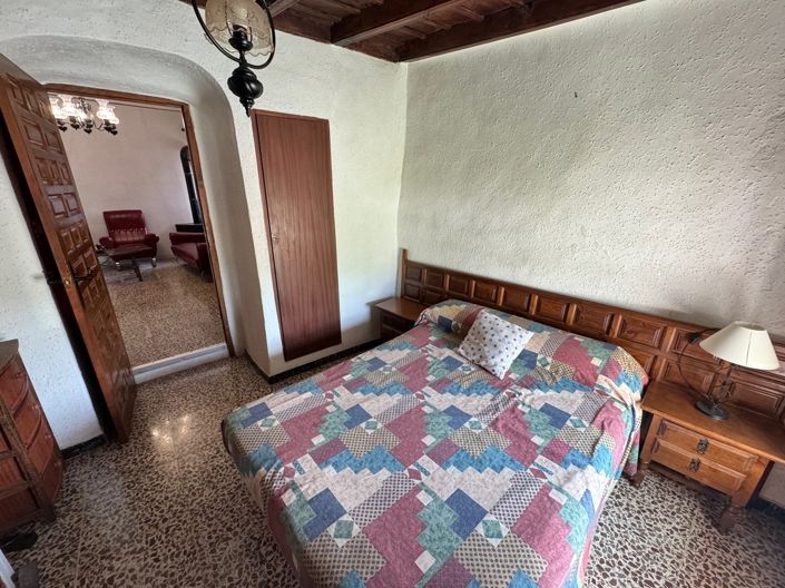 Image No.12-3 Bed Village House for sale