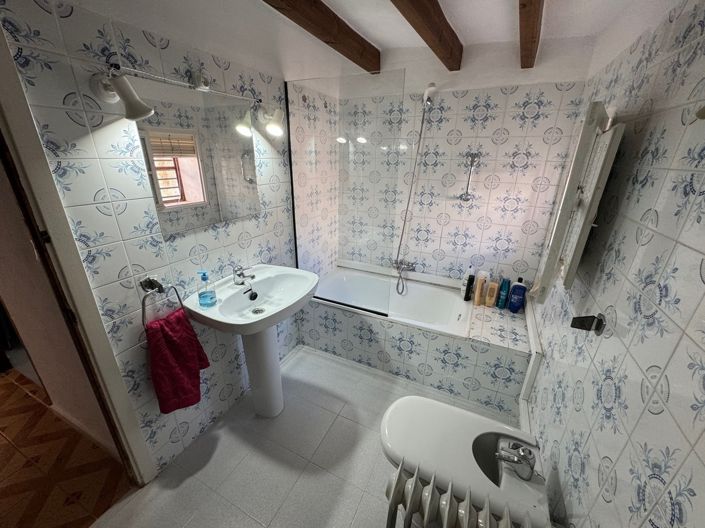 Image No.17-3 Bed Village House for sale