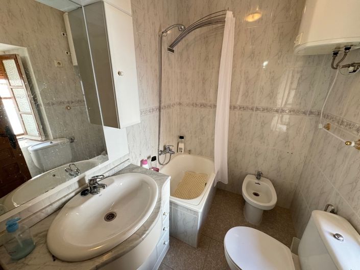 Image No.21-3 Bed Village House for sale