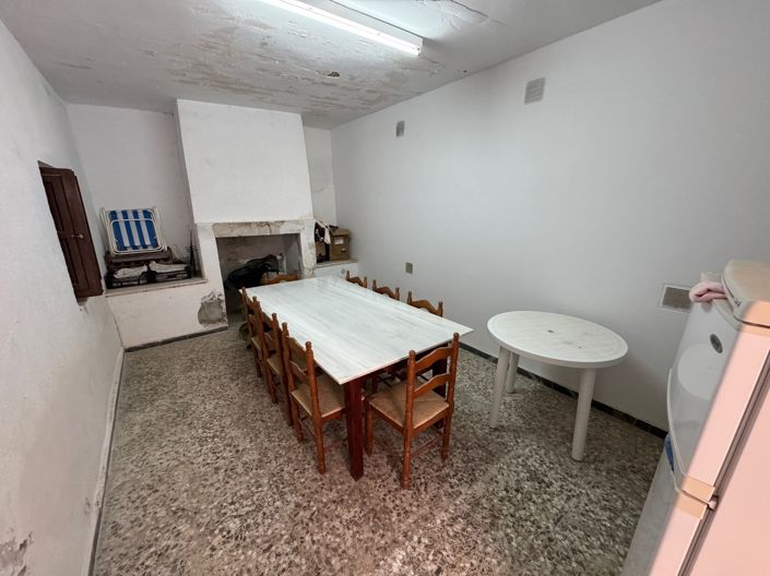 Image No.25-3 Bed Village House for sale