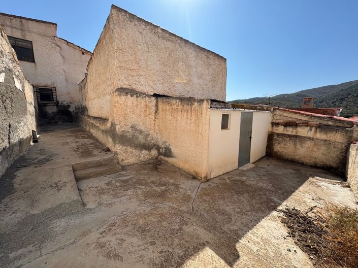 Image No.28-3 Bed Village House for sale