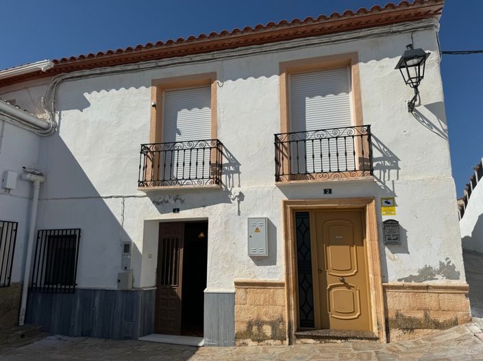 Image No.30-3 Bed Village House for sale