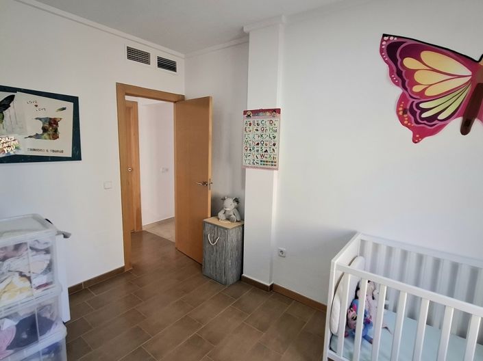 Image No.26-3 Bed Property for sale