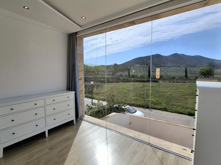 Image No.31-3 Bed Property for sale