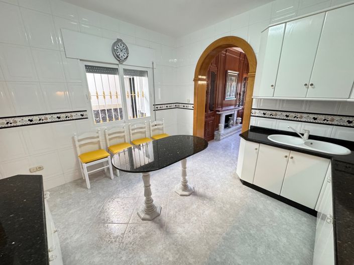 Image No.7-Villa de 4 chambres à vendre à Cantoria