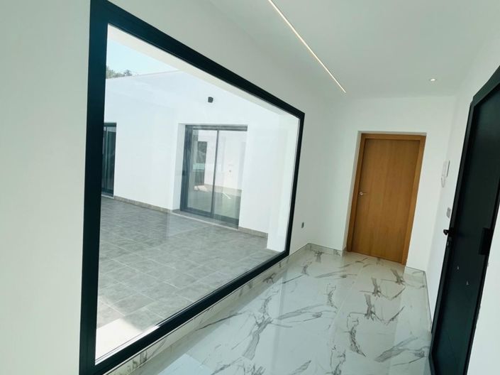 Image No.29-3 Bed Villa for sale