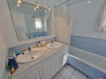 21576-villa-for-sale-in-sierra-cabrera-759179