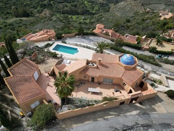 21576-villa-for-sale-in-sierra-cabrera-759184