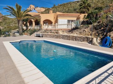 21576-villa-for-sale-in-sierra-cabrera-759174