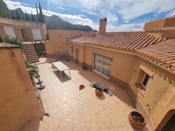 21576-villa-for-sale-in-sierra-cabrera-759137