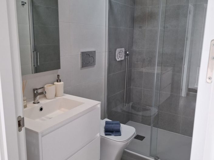 Image No.8-2 Bed Villa for sale