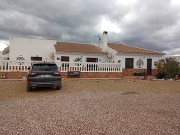 21718-villa-for-sale-in-velez-rubio-761700-xm