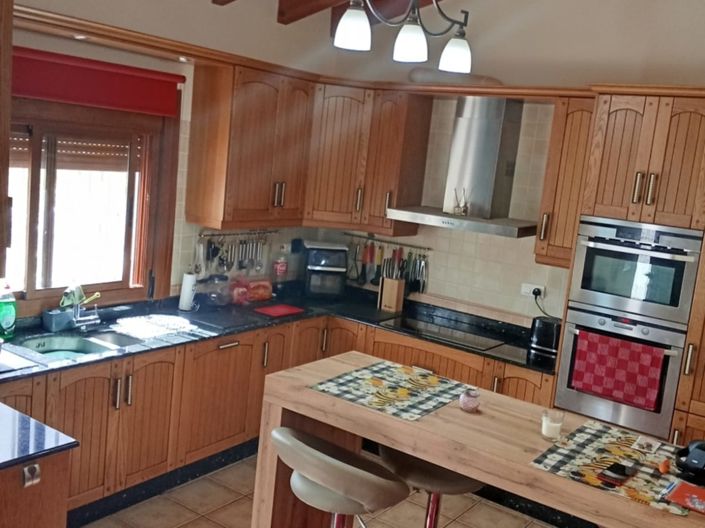 Image No.2-4 Bed Villa for sale