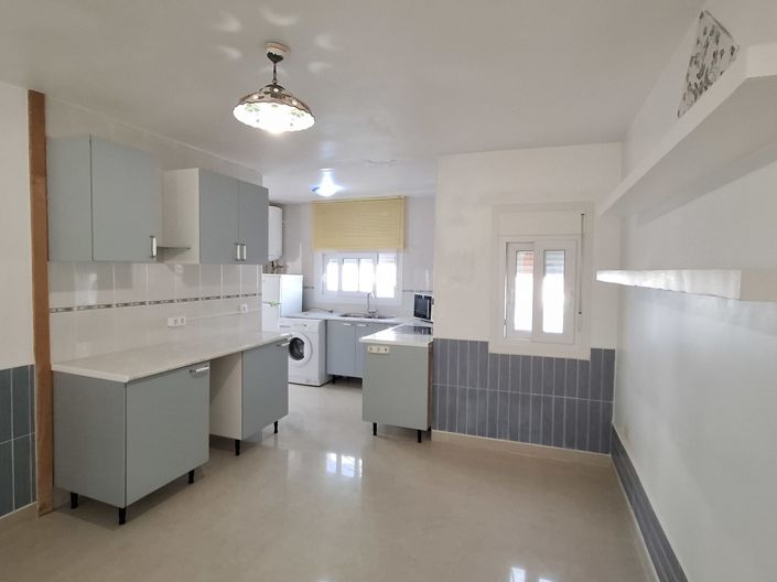 Image No.12-2 Bed Villa for sale