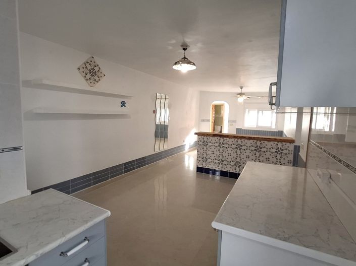 Image No.13-2 Bed Villa for sale