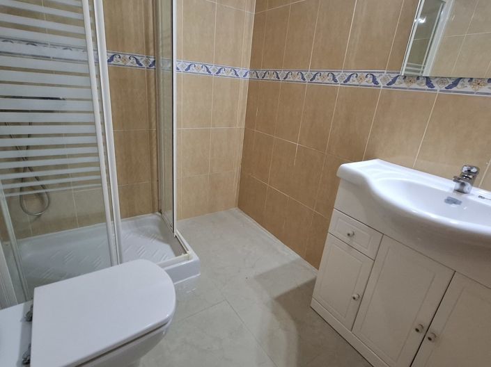 Image No.19-2 Bed Villa for sale