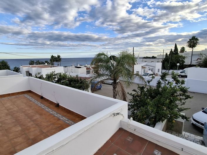 Image No.23-2 Bed Villa for sale