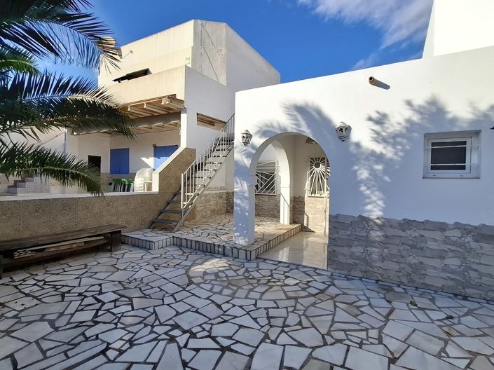 Image No.6-2 Bed Villa for sale