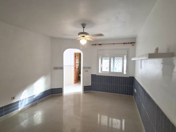 Image No.8-2 Bed Villa for sale