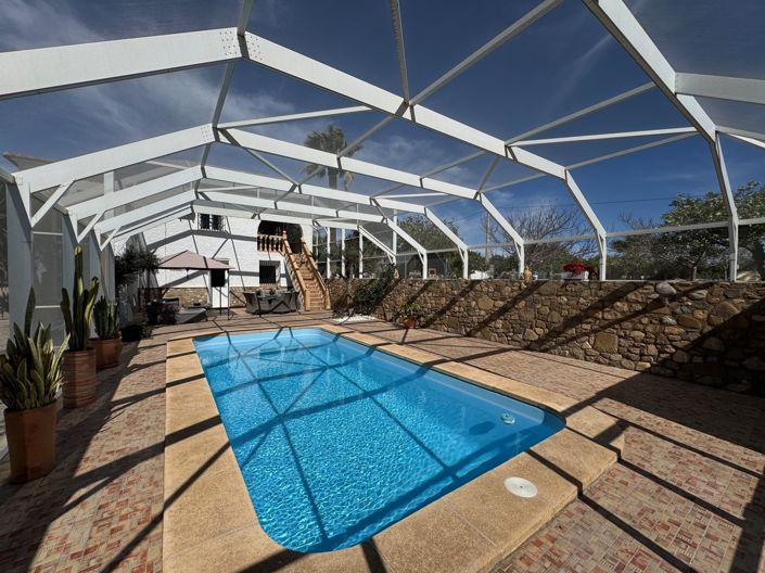 Image No.6-4 Bed Villa for sale