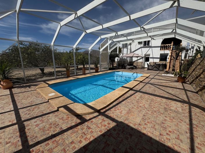 Image No.28-4 Bed Villa for sale