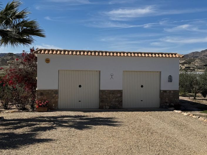 Image No.27-4 Bed Villa for sale