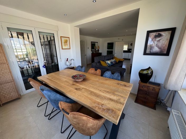 Image No.9-4 Bed Villa for sale