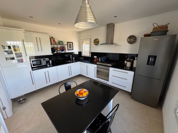 Image No.11-4 Bed Villa for sale