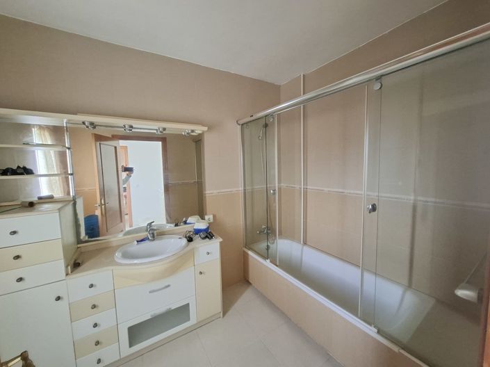 Image No.21-3 Bed Villa for sale