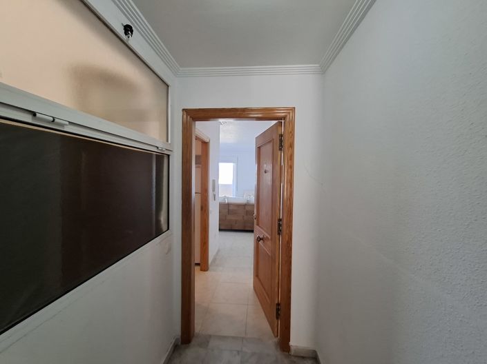 Image No.20-2 Bed Apartment for sale